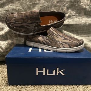 Huk mossy oak performance Brewster
